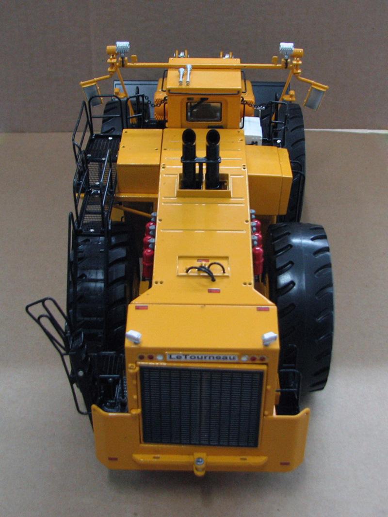 082-01080 Letourneau L-1850 Wheel Loader 1:50 Scale (Discontinued Model)