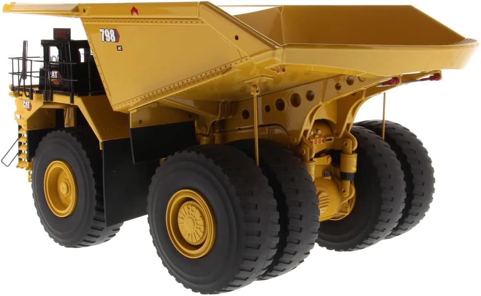 85671 Caterpillar 798 AC Mining Truck Scale 1:50