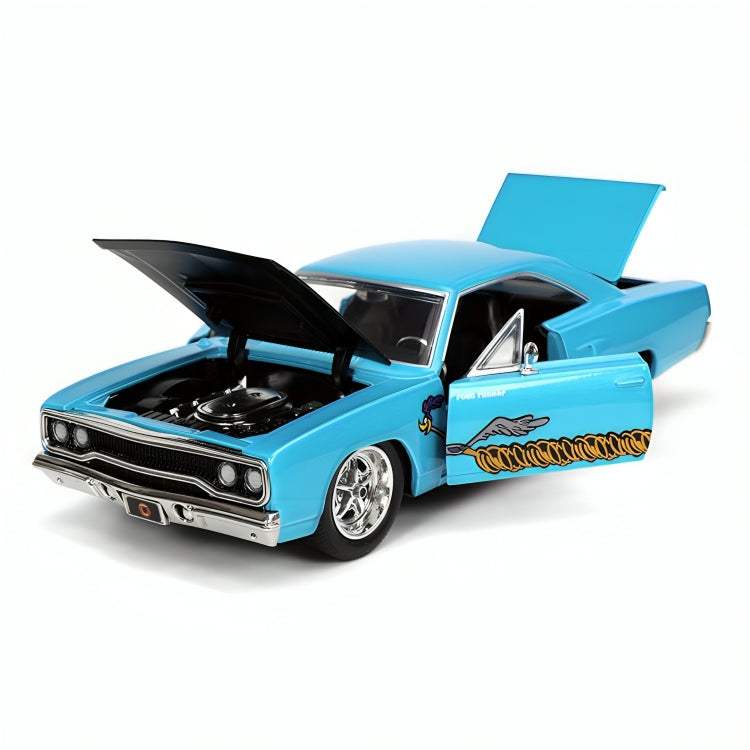 32038 Auto Plymouth Road Runner & El Coyote Escala 1:24