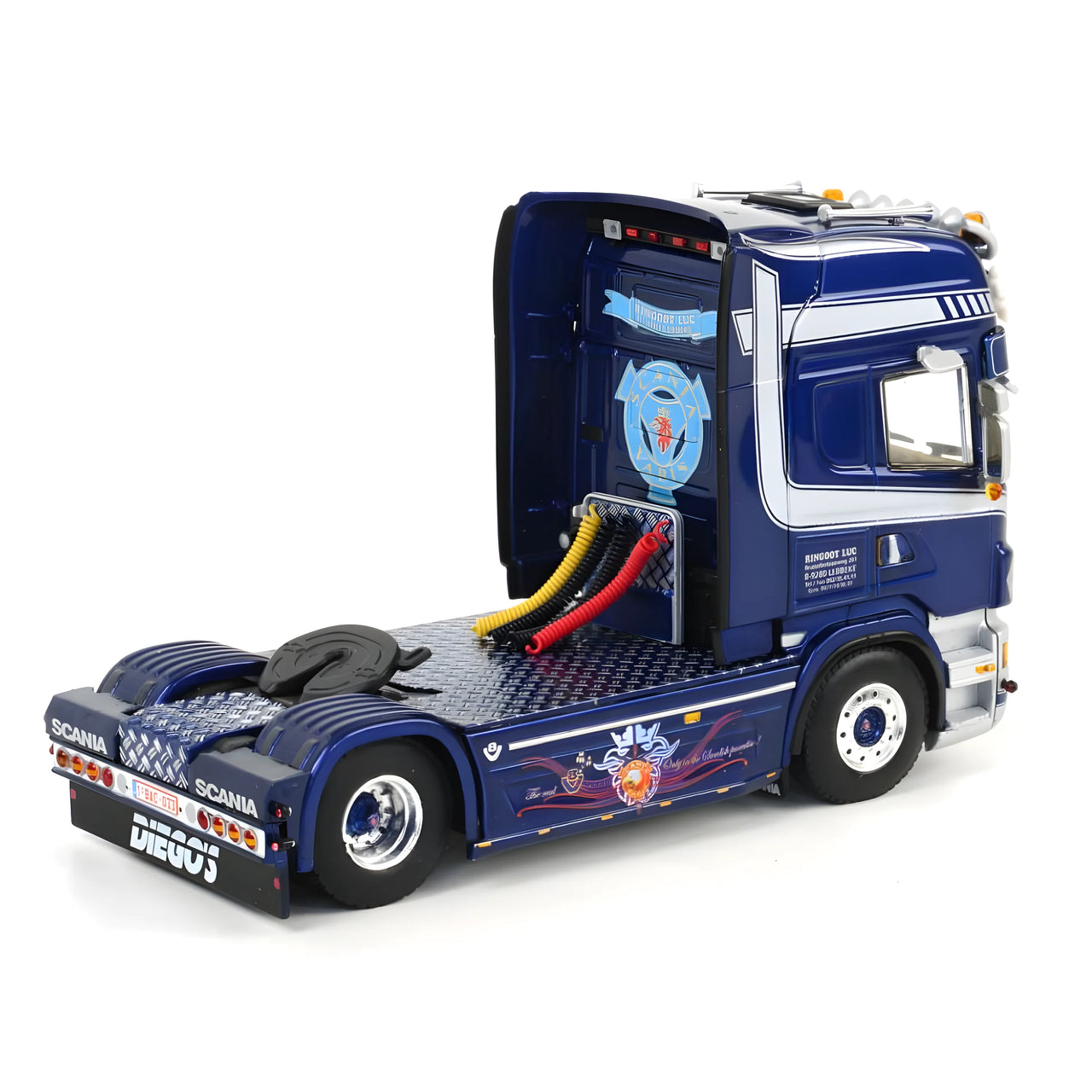 01-1180 Scania R6 Tractor 4x2 Scale 1:50 (Discontinued Model)