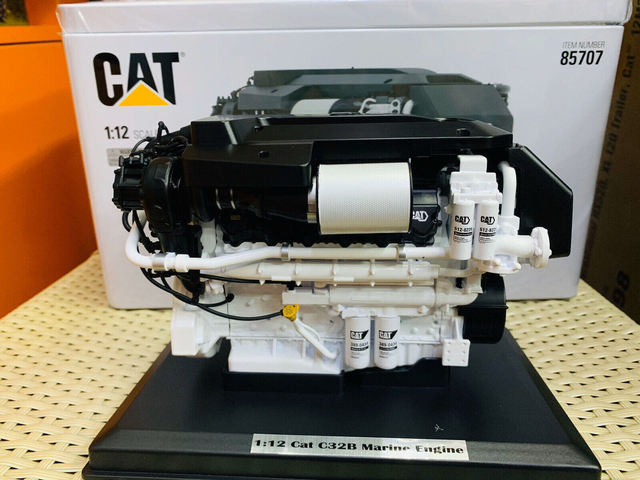 85707 Caterpillar C32B Marine Engine Scale 1:12 (Pre Sale)