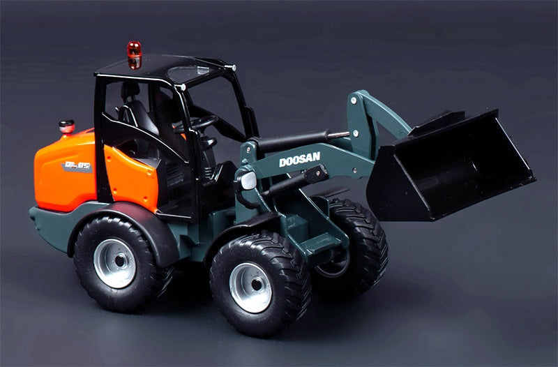 99-10103 Cargador De Ruedas Doosan DL85 Escala 1:32