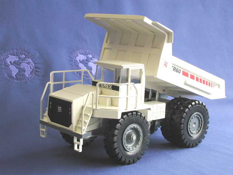 476 Camión Minero Terex TR60 Escala 1:40 (Modelo Descontinuado)