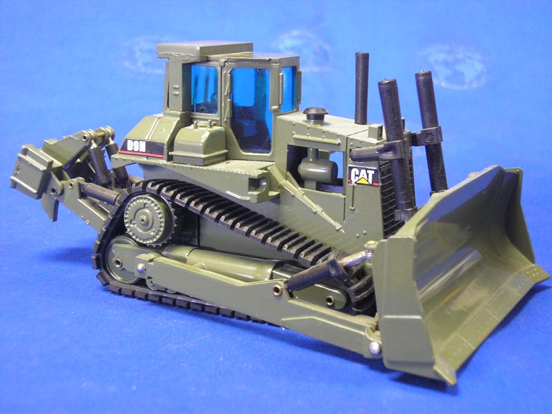 298M Caterpillar D9N Crawler Tractor Scale 1:50 (Discontinued Model)