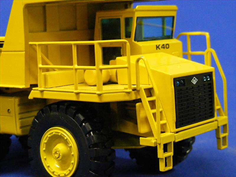 408 O&amp;K K40 Mining Truck 1:40 Scale (Discontinued Model)