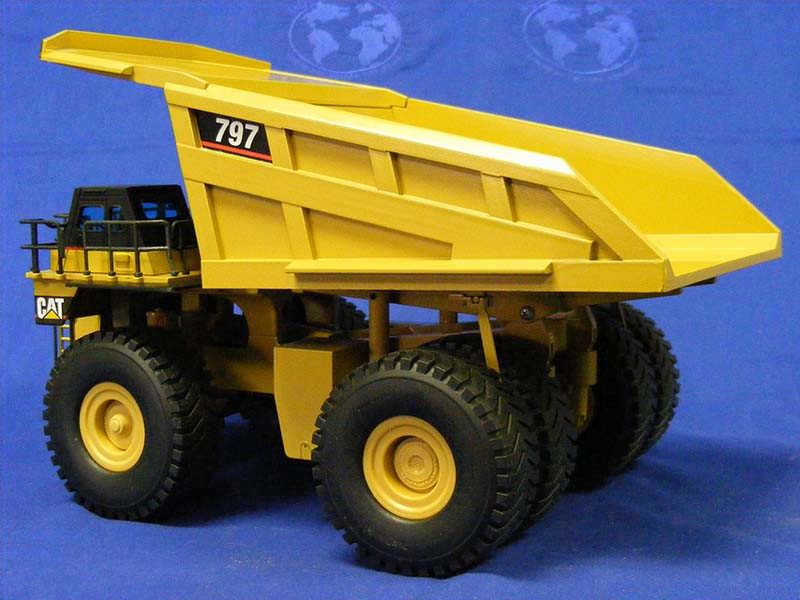 466 Caterpillar 797 Mining Truck 1:50 Scale (Discontinued Model)
