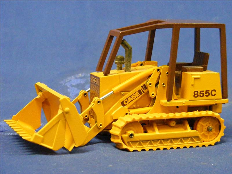 208-6 Case 855C Crawler Tractor Scale 1:35 (Discontinued Model)