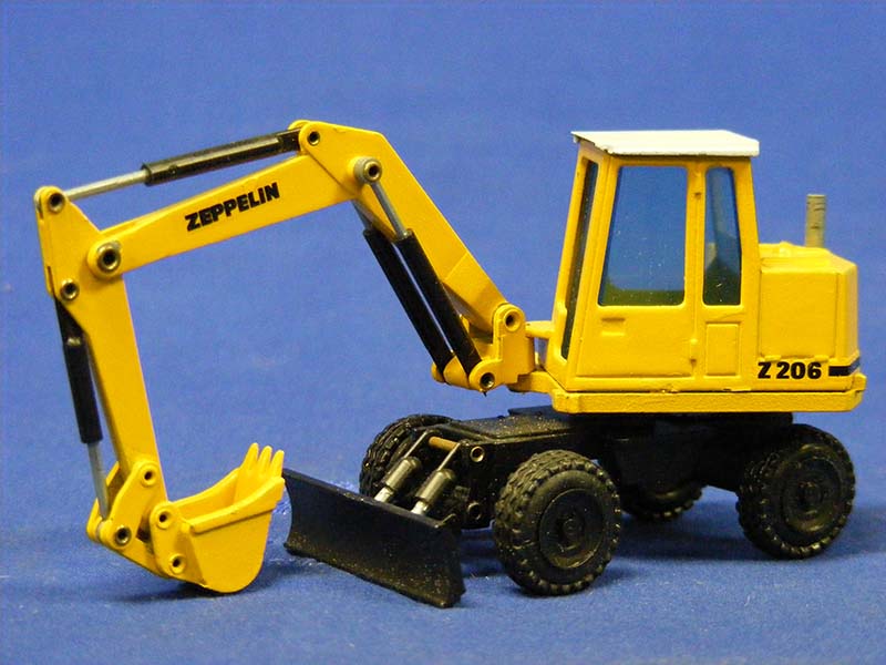 258.1 Zeppelin Z 206 Wheeled Excavator Scale 1:50 (Discontinued Model)