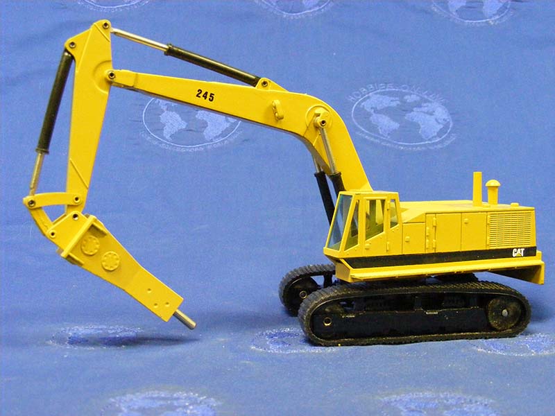 377 Caterpillar 245 Tracked Excavator 1:50 Scale (Discontinued Model)