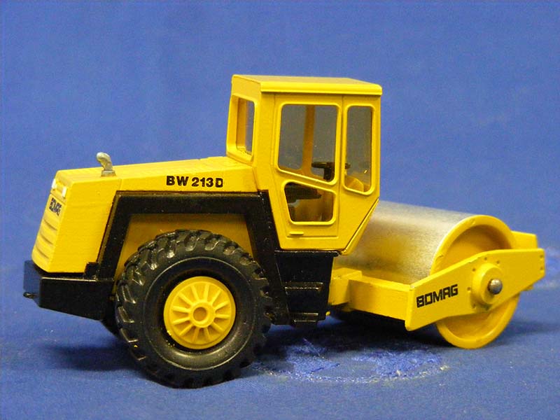 2710 Bomag BW213D Compactor Roller Scale 1:50 (Discontinued Model)