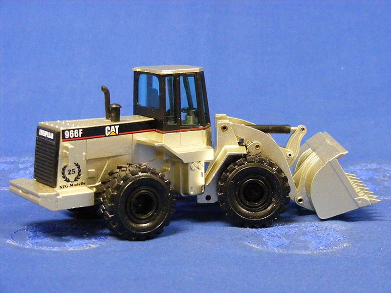 237S Wheel Loader Caterpillar 966F Scale 1:50 (Discontinued Model)