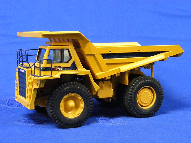 90630-0 Komatsu HD785 Mining Truck 1:45 Scale (Discontinued Model)