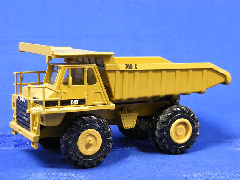 222-1 Caterpillar 769C Mining Truck 1:50 Scale (Discontinued Model)