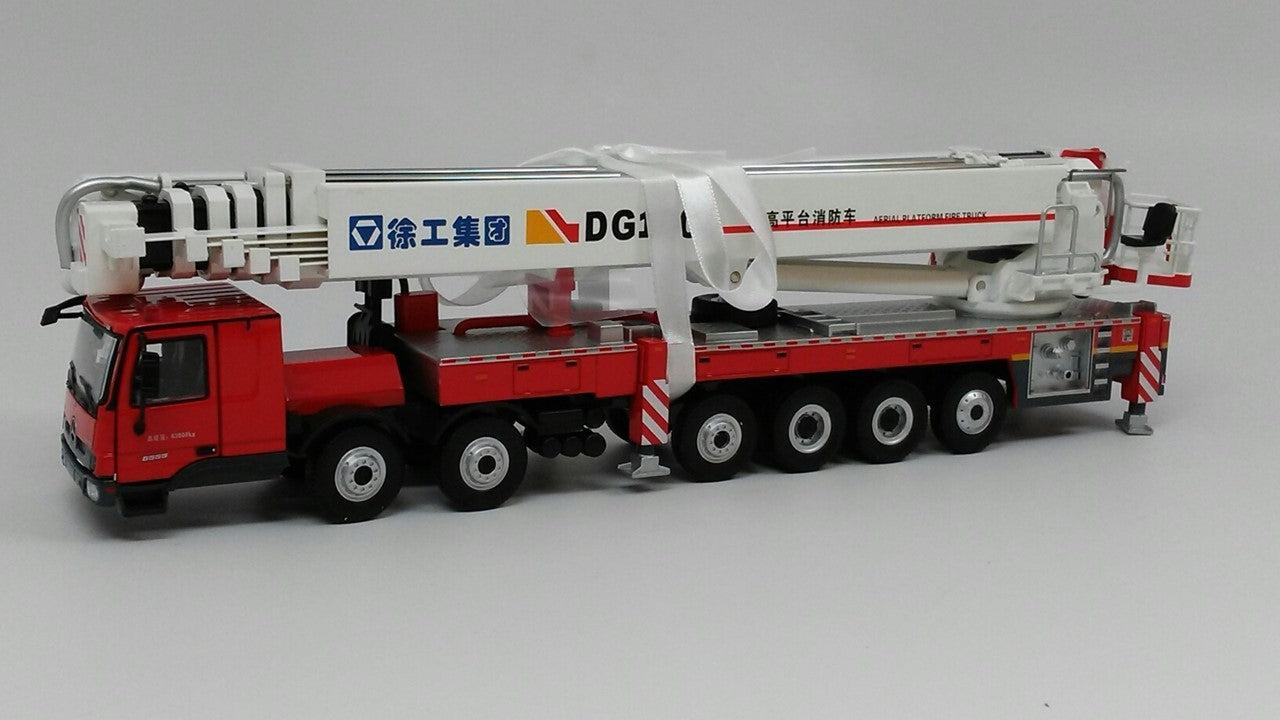 AMP45 XCMG DG100 Hydraulic Crane 1:50 Scale (Discontinued Model)