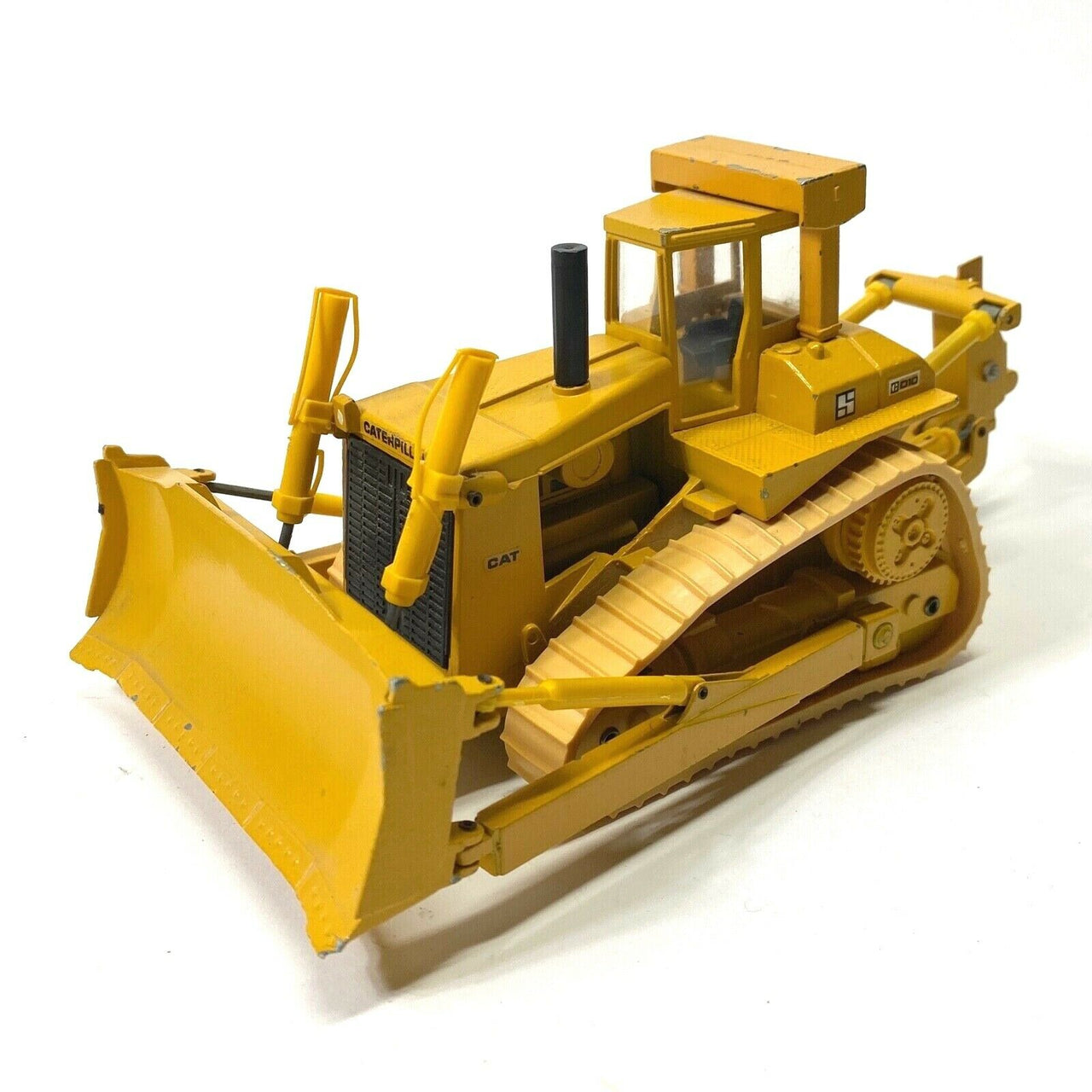 2850-0 Tractor De Orugas Caterpillar D10 Escala 1:50 (Modelo Descontinuado) - CAT SERVICE PERU S.A.C.