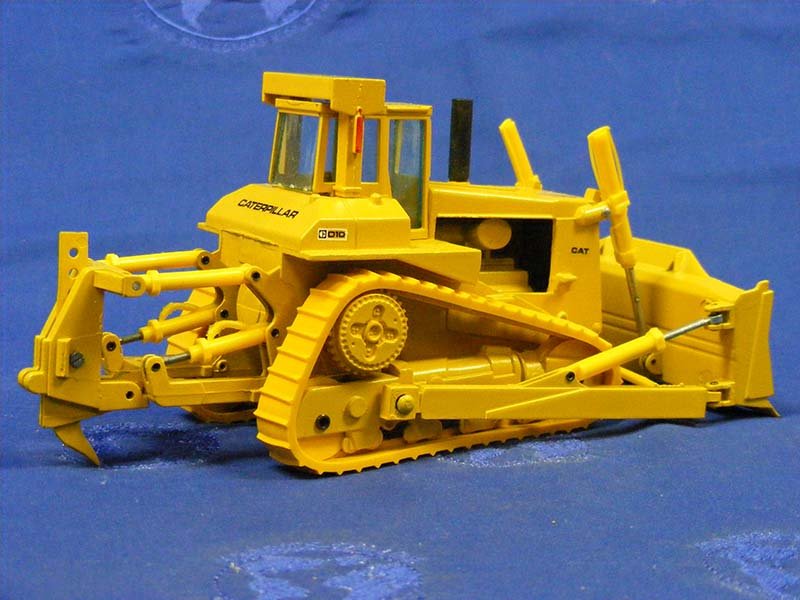 2850 Tractor De Orugas Caterpillar D10 Escala 1:50 (Modelo Descontinuado) - CAT SERVICE PERU S.A.C.