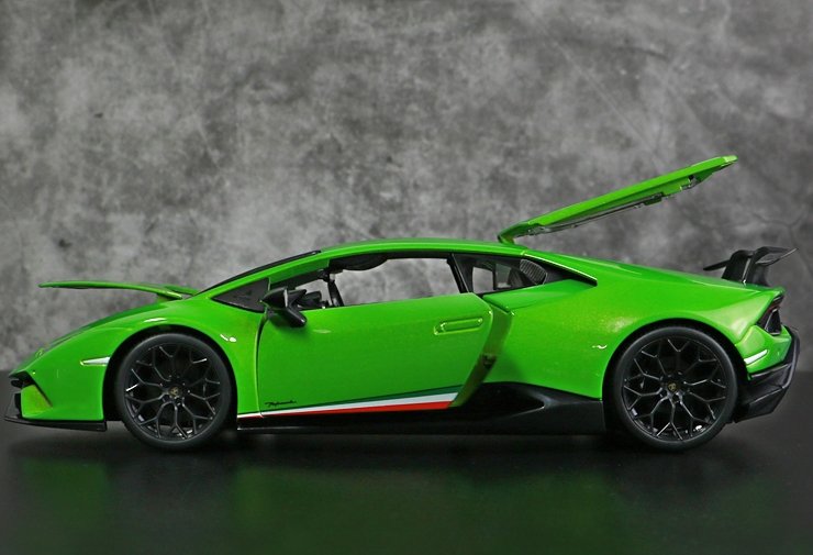31391 Lamborghini Huracán Performante Escala 1:18 (Maisto Special Edition) - CAT SERVICE PERU S.A.C.