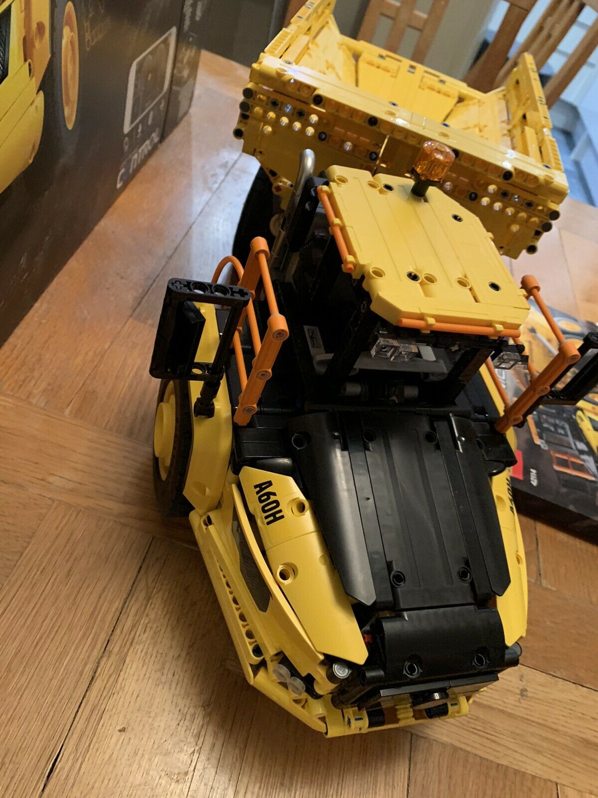 42114 LEGO Technic Camión Articulado A60H (2193 Piezas) - CAT SERVICE PERU S.A.C.