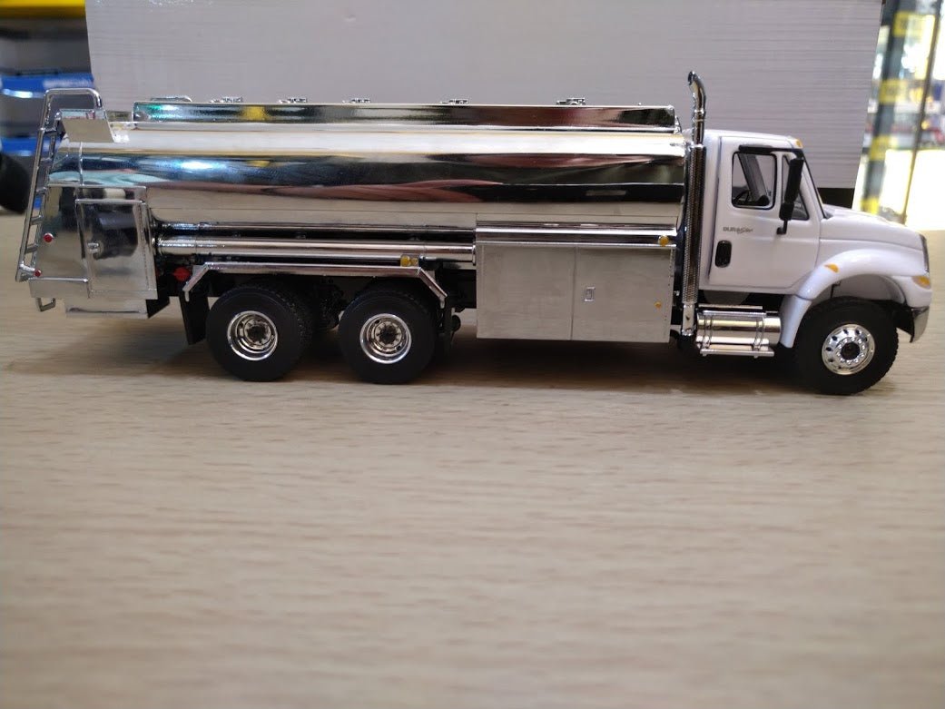 50-3434 White DuraStar Fuel Truck 1:50 Scale (Discontinued Model)