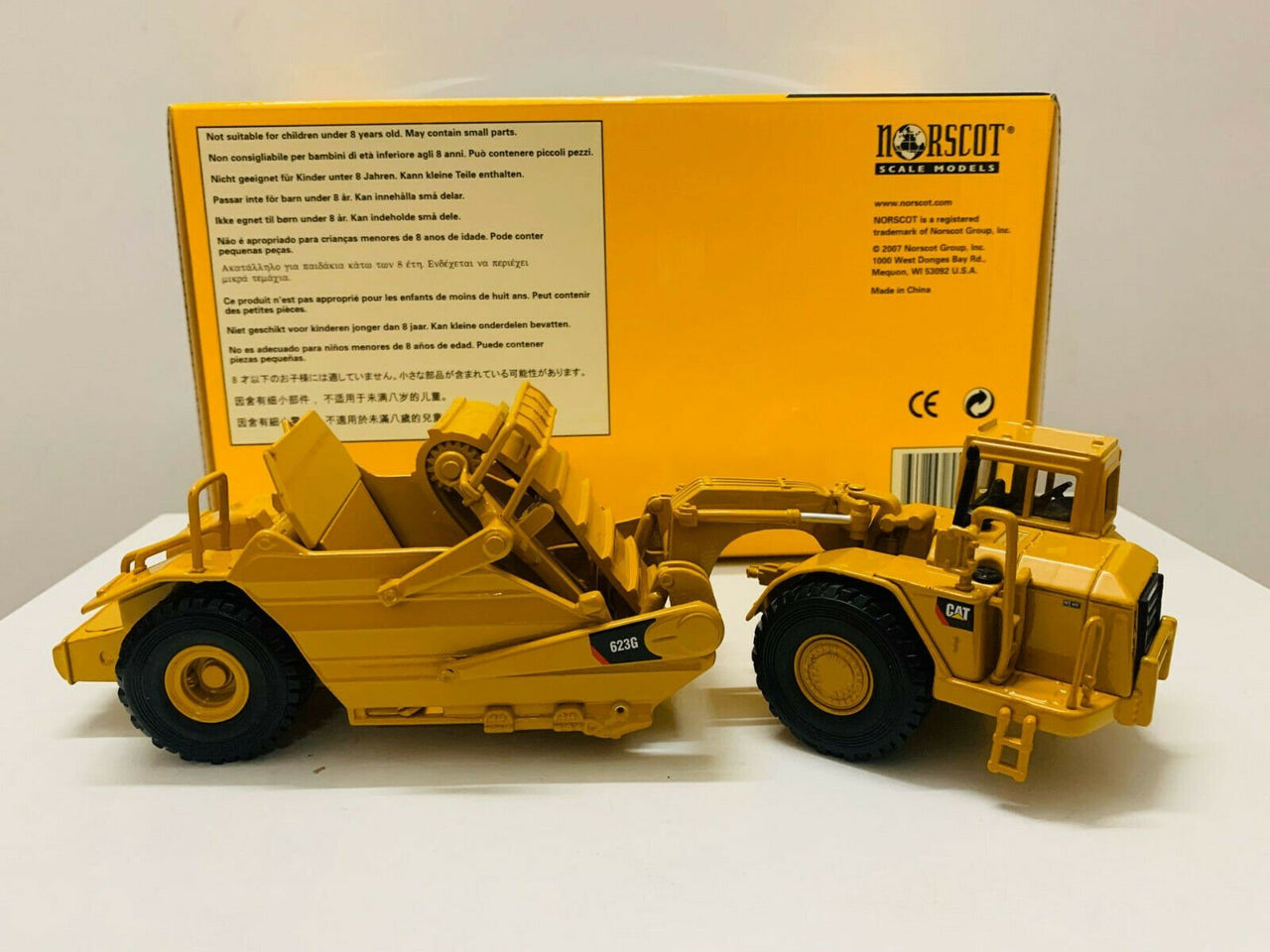 55097 Caterpillar 623G Scraper 1:50 Scale (Discontinued Model)
