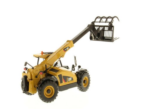 55278 Telehandler TH407C Scale 1:32 (Discontinued Model)