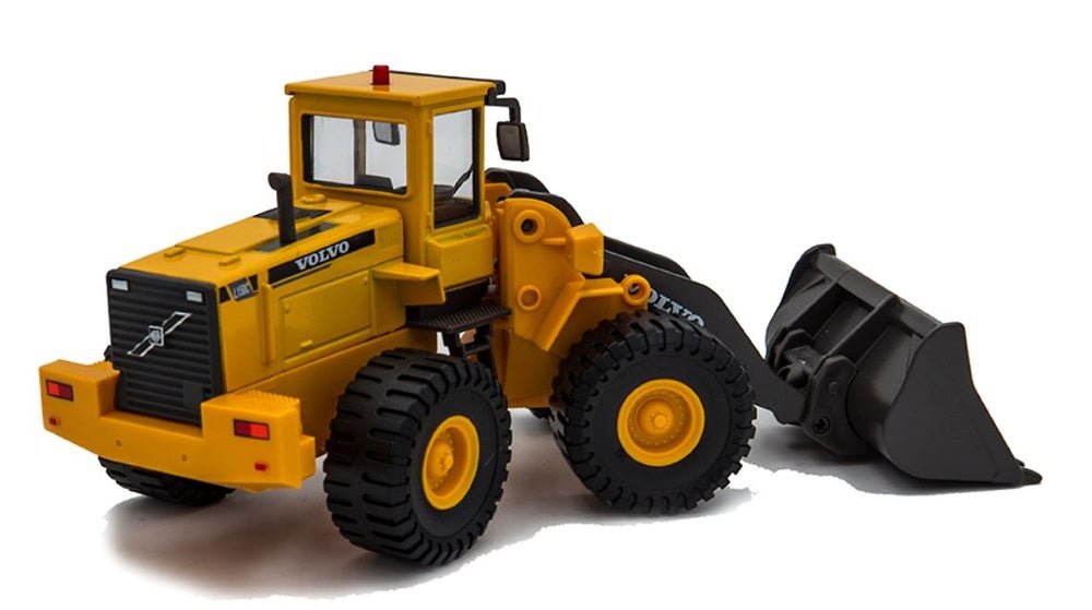 560-002 L150C Front Loader 1:50 Scale (Discontinued Model)