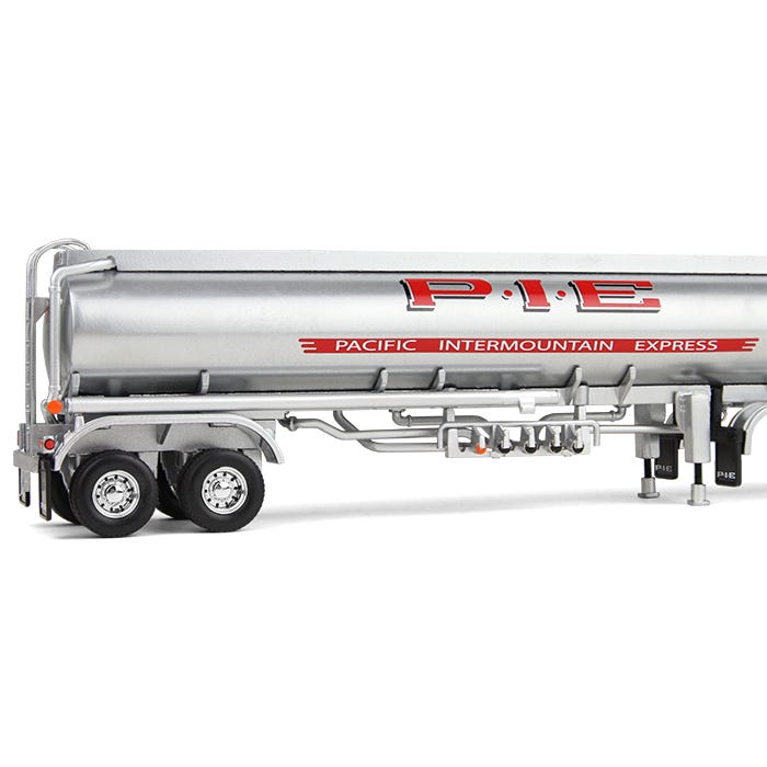 60-0318 Mack R-Model 42' FOOT Trailer 1:64 Scale (Discontinued Model)