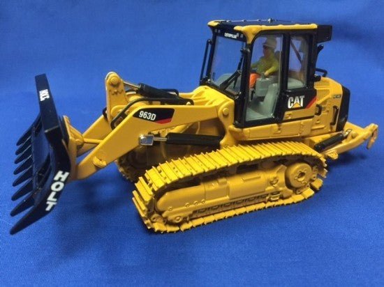 72 Caterpillar 963D Track Loader 1:50 Scale (Discontinued Model)