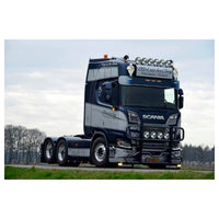 Thumbnail for 77083 Tracto Scania M.Van De Berg Escala 1:50 (Modelo Descontinuado)