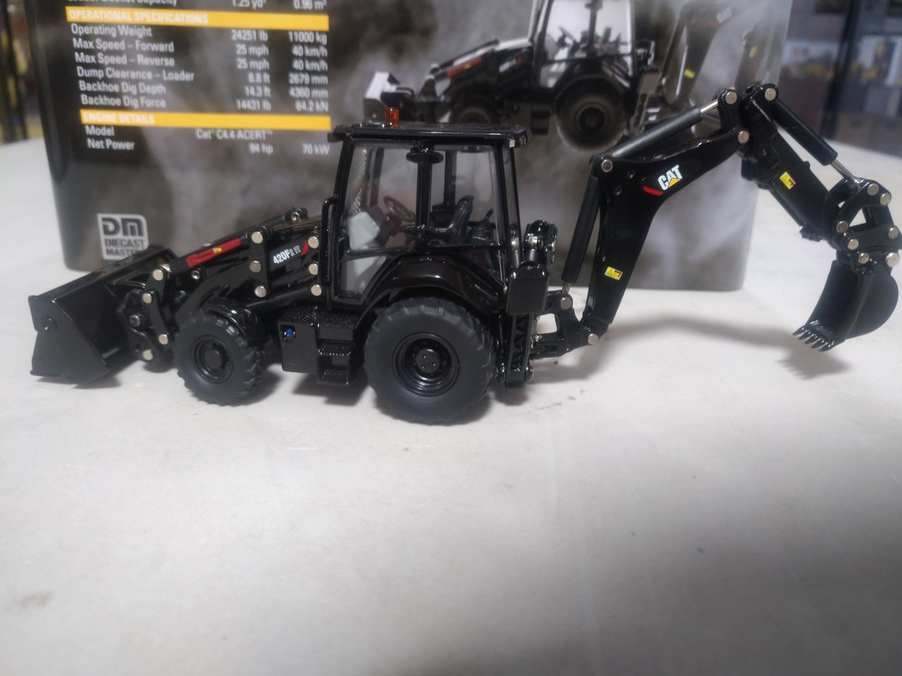 85234 Caterpillar 420F2 IT Backhoe Loader Scale 1:50 Special Limited Edition