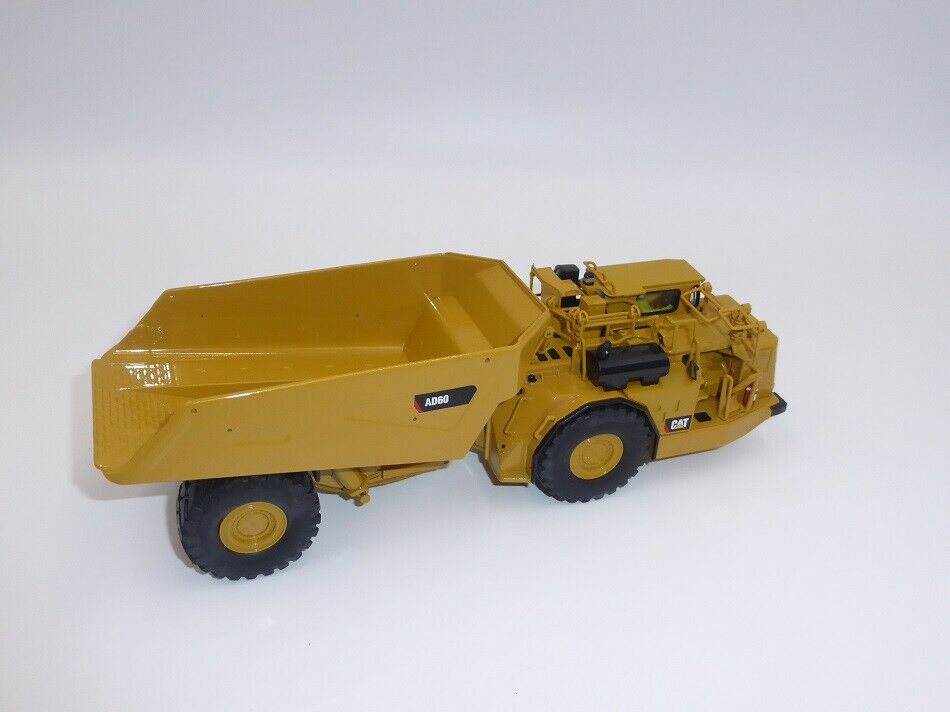 85516 Camión Minero De Bajo Perfil Caterpillar AD60 Escala 1:50