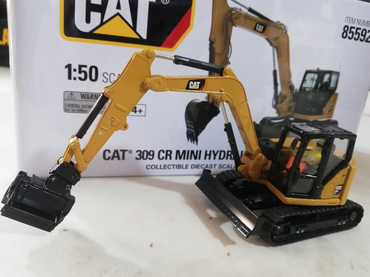 85592 Mini Excavadora Hidráulica Próxima Generación Caterpillar 309CR Escala 1:50 - CAT SERVICE PERU S.A.C.