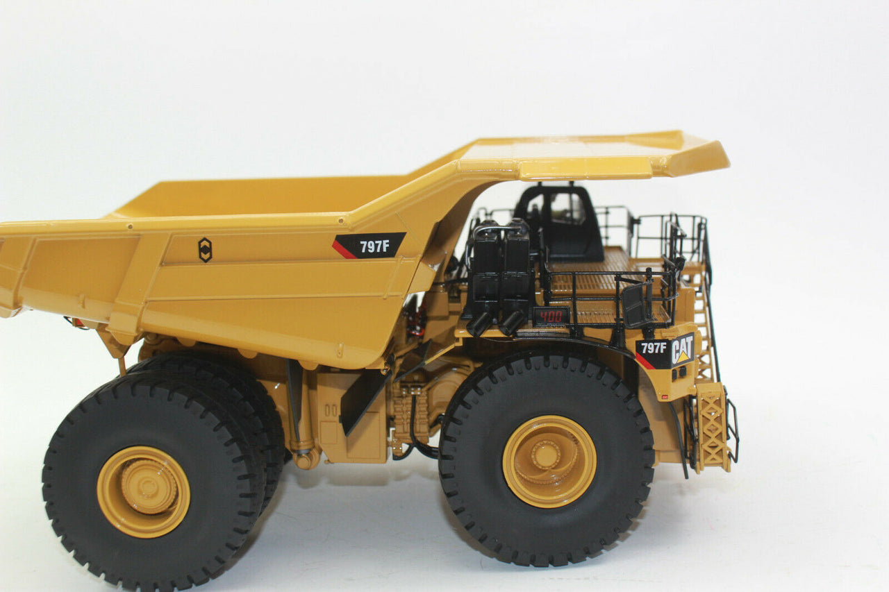 85655 Mining Truck Caterpillar 797F Tier 4 Scale 1:50