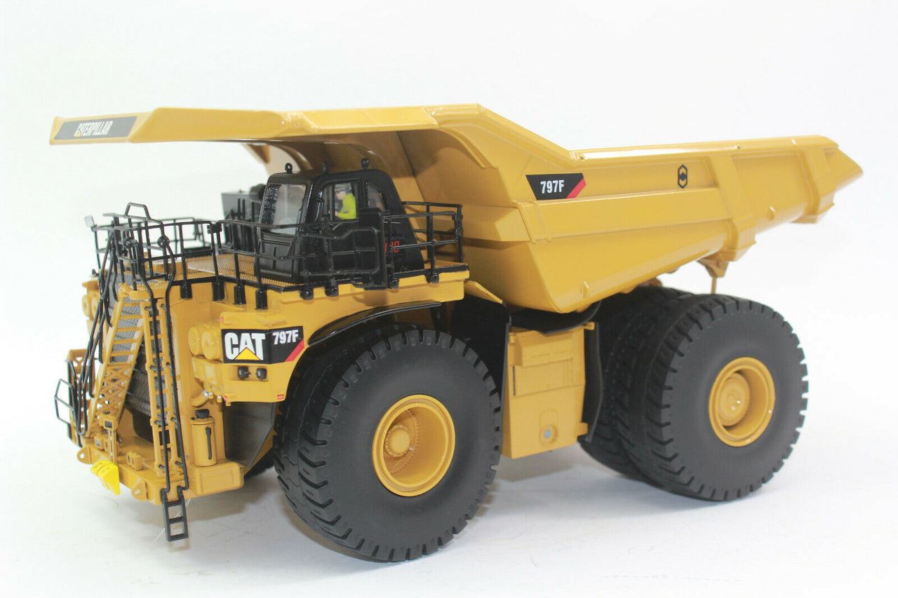 85655 Mining Truck Caterpillar 797F Tier 4 Scale 1:50