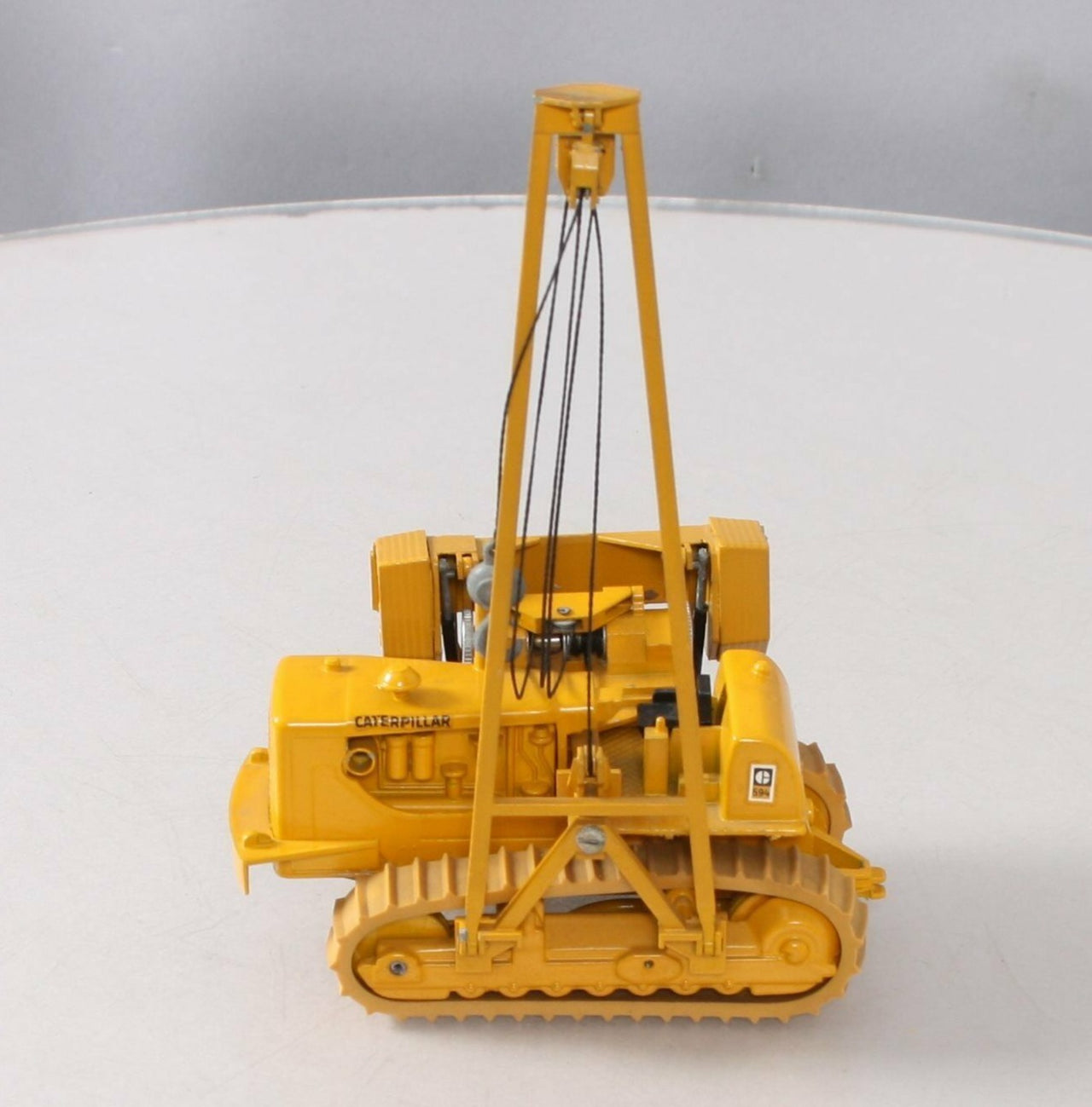 2872 Caterpillar 594 Pipe Laying Tractor 1:50 Scale (Discontinued Model)