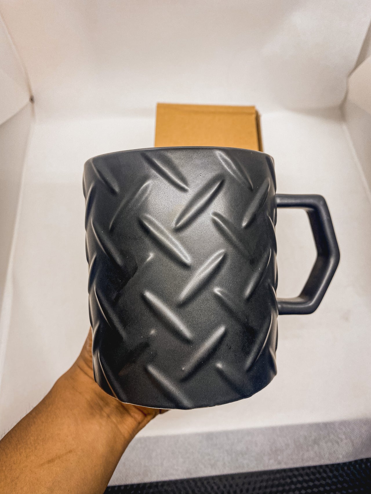 TCA004 Matte Black Diamond Texture Mug