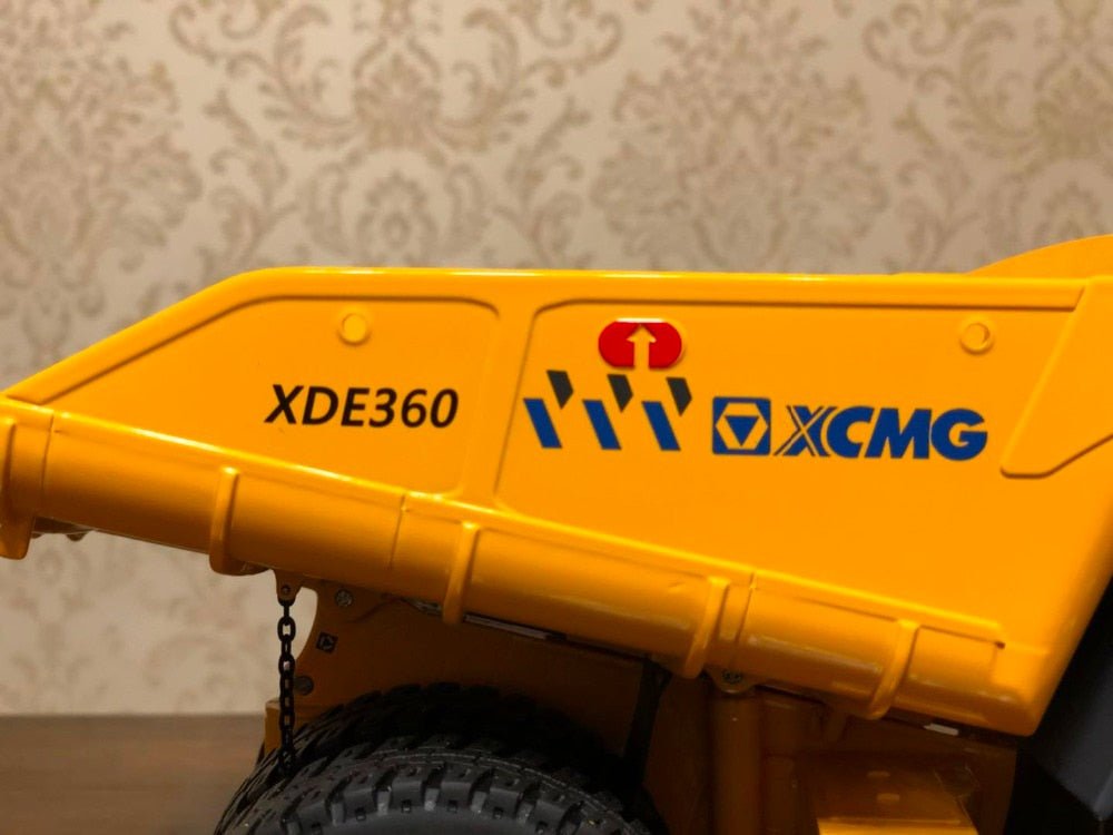 Camión Minero XCMG XDE360 Escala 1:50 - CAT SERVICE PERU S.A.C.