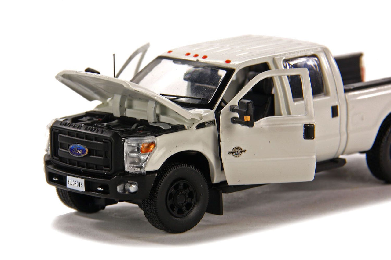 Camioneta Pickup Ford F250 2 en 1 Con Cabina Crew 6 Ft Bed & Cabina Super 8 Ft Bed - Blanco (Modelo Descontinuado) - CAT SERVICE PERU S.A.C.