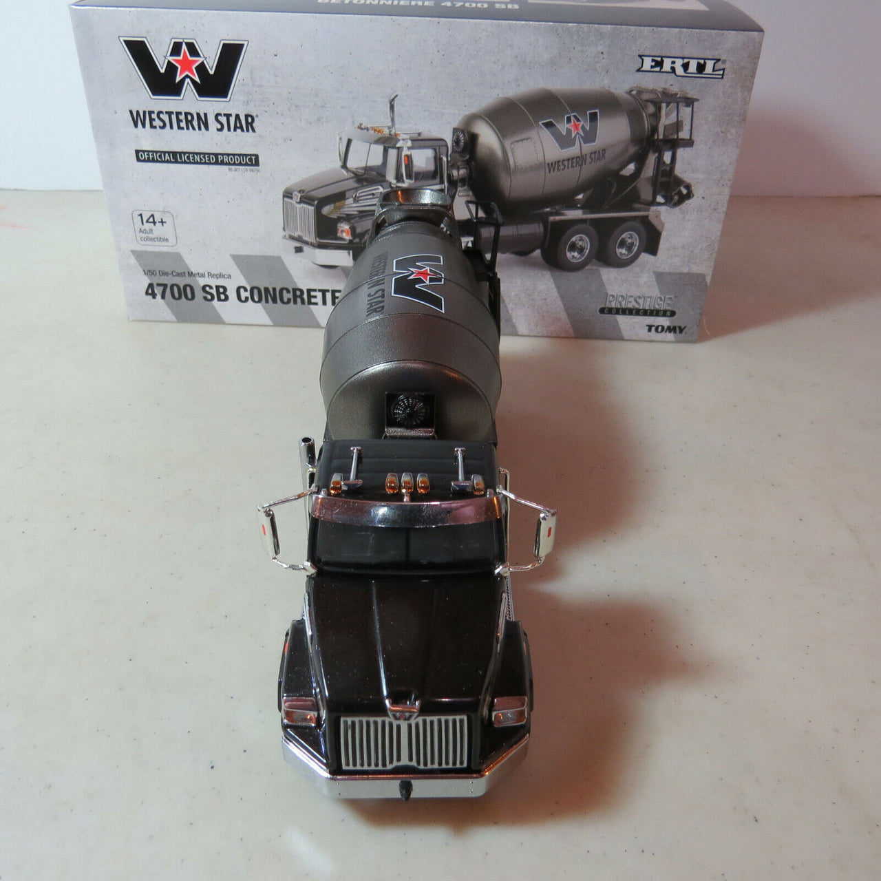 16400 Western Star 4700 SB Mixer Scale 1:50 (Discontinued Model)