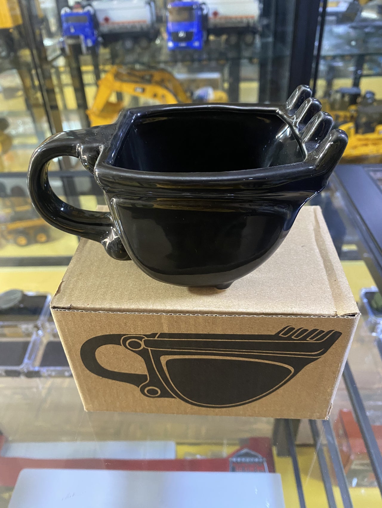 TCA004 Ladle Shaped Mug Black Mug