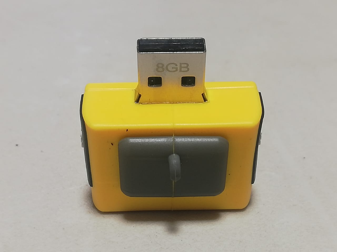 USB Excavadora Caterpillar 320 8GB - CAT SERVICE PERU S.A.C.